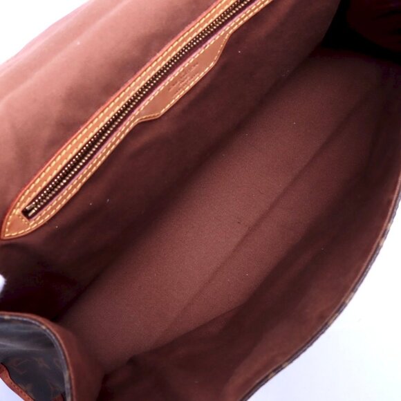 Louis Vuitton Monogram Beverly GM Convertible Crossbody Bag - Picture 7 of 13